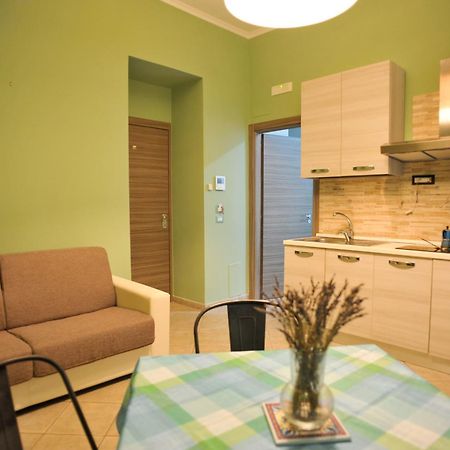 In Center Apartaments Salerno Esterno foto