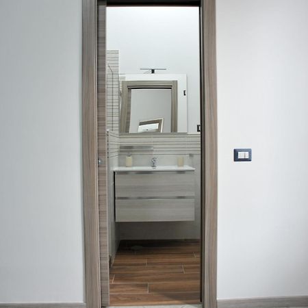 In Center Apartaments Salerno Esterno foto
