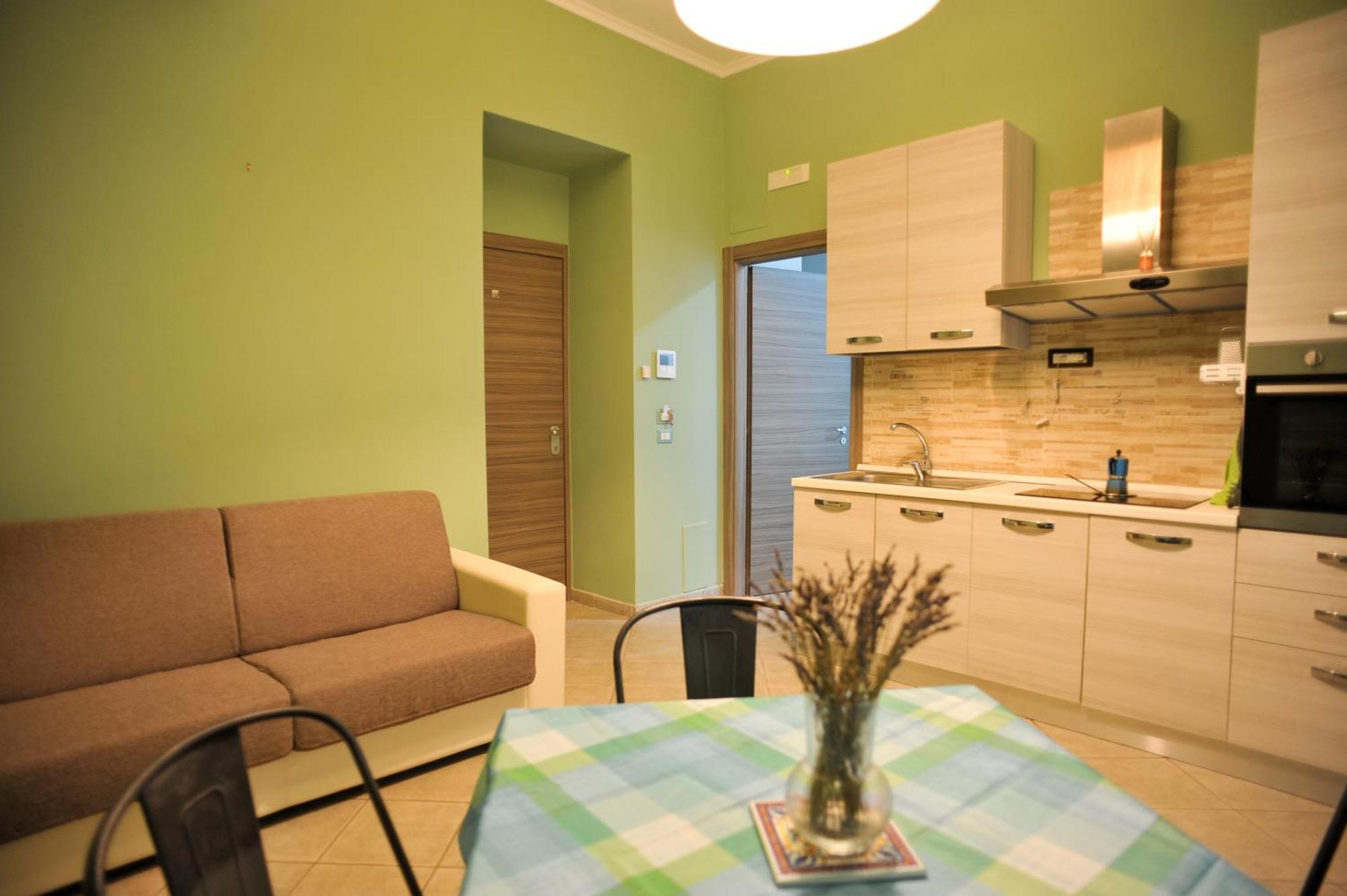 In Center Apartaments Salerno Esterno foto