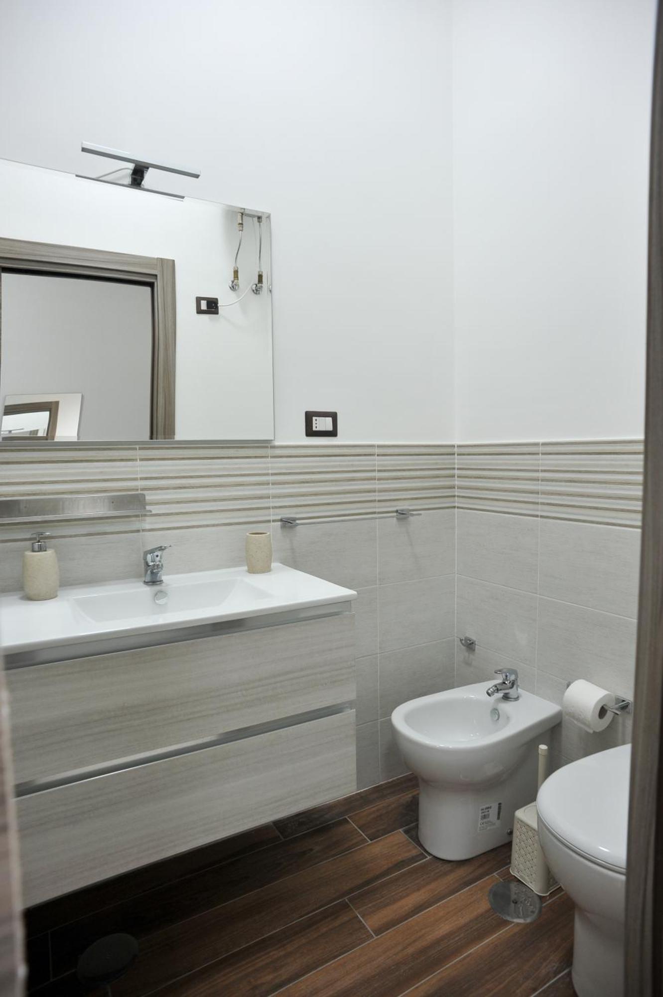 In Center Apartaments Salerno Esterno foto